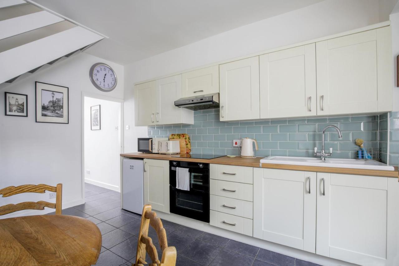 Chester Stays - Lovely 2 Bedroom House In The Heart Of Chester Exterior foto