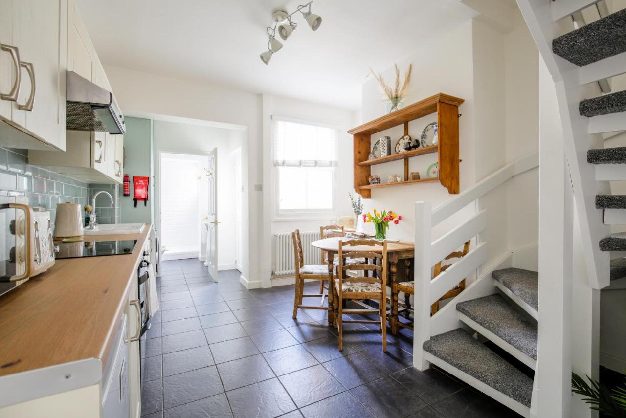 Chester Stays - Lovely 2 Bedroom House In The Heart Of Chester Exterior foto